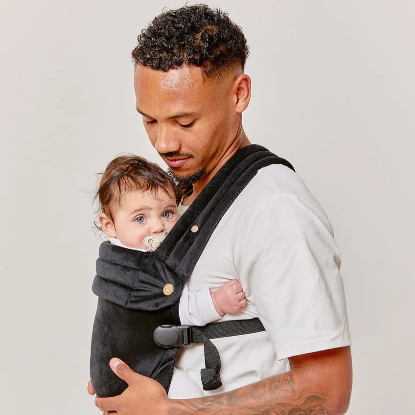 Black Velvet Nomad Air Baby Carrier