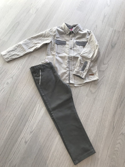Grey and Tan outfit